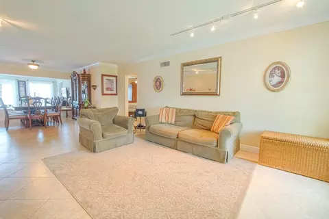 1041 SE Riverside Dr, Stuart, FL 34996 photo 5