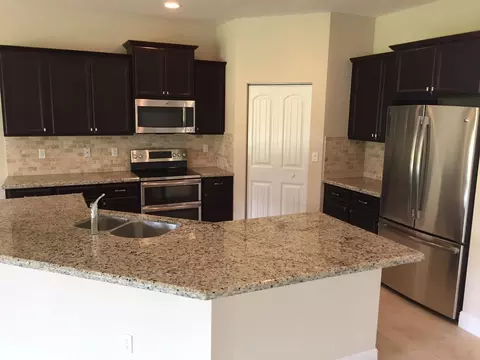 5926 SEntry Ct, Stuart, FL 34997 photo 3