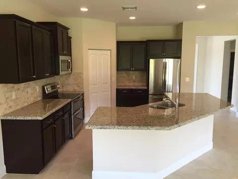 5926 SEntry Ct, Stuart, FL 34997 photo 4