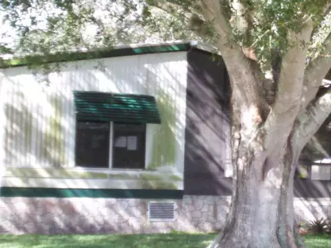 415 SE 7th St, Okeechobee, FL 34974 photo 3