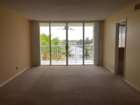 651 E Woolbright Rd #404, Boynton Beach, FL 33435 photo 7