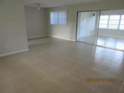 1871 SE Jackson St, Stuart, FL 34997 photo 2