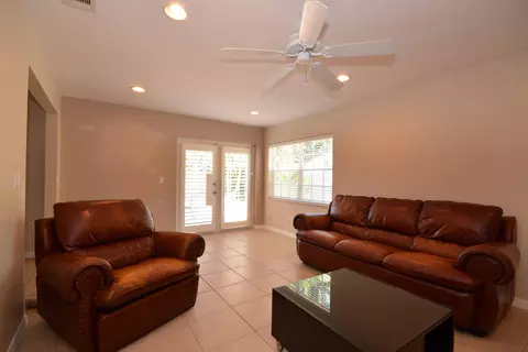 9439 Saddlebrook Dr, Boca Raton, FL 33496 photo 10