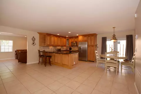 9439 Saddlebrook Dr, Boca Raton, FL 33496 photo 14