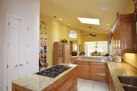 6957 SE Lakeview Ter, Stuart, FL 34996 photo 7