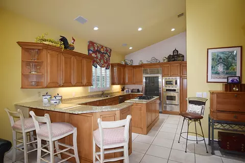 6957 SE Lakeview Ter, Stuart, FL 34996 photo 6