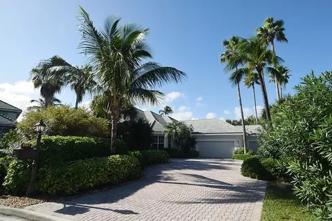 6957 SE Lakeview Ter, Stuart, FL 34996 photo 1