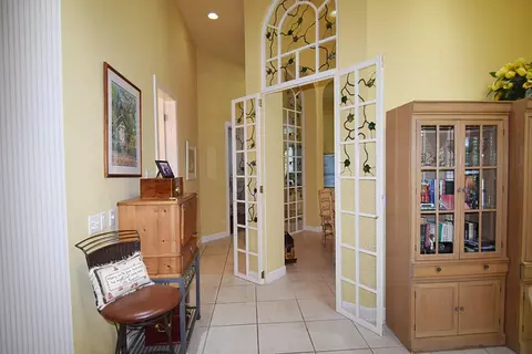 6957 SE Lakeview Ter, Stuart, FL 34996 photo 9