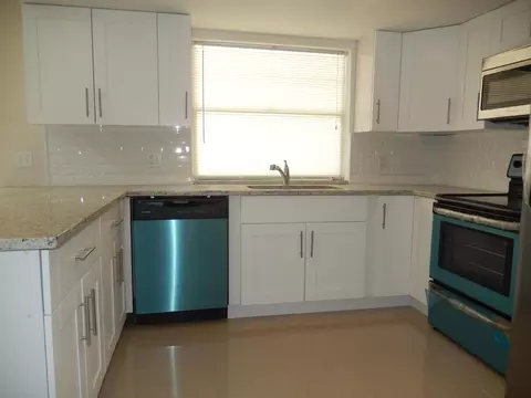 958 NW 13th St, Stuart, FL 34994 photo 11