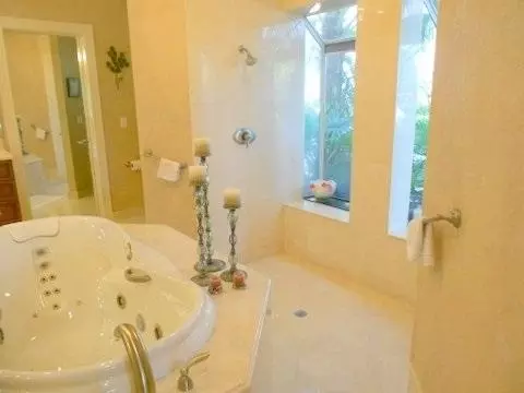 24 Sutton Dr, Boynton Beach, FL 33436 photo 27