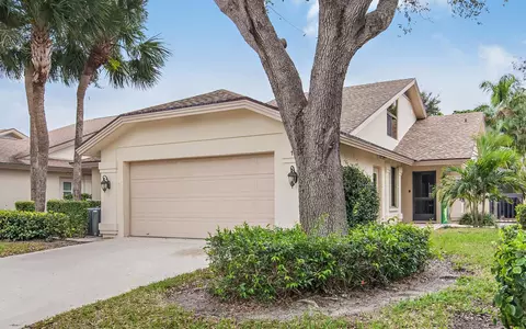112 Inner Harbour Way, Jupiter, FL 33477 photo 2