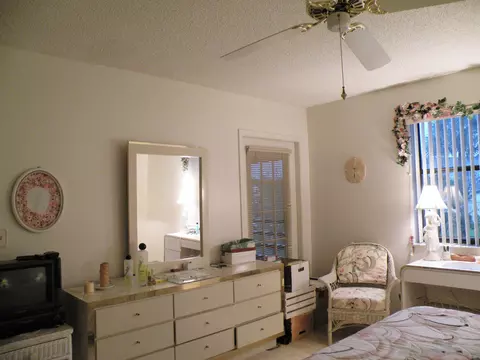 1270 SE Parkview Pl #B8, Stuart, FL 34994 photo 6