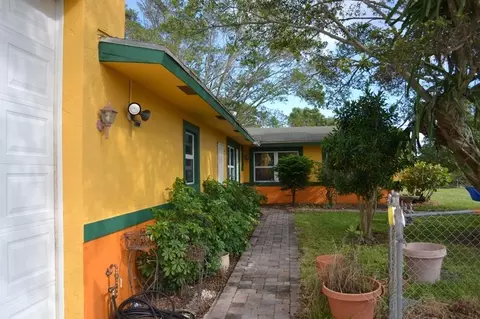 317 8th St, Jupiter, FL 33458 photo 3