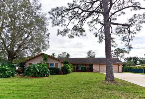 1780 SW Wildcat Trl, Stuart, FL 34997 photo 2