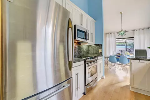 255 E River Park Dr, Jupiter, FL 33477 photo 9