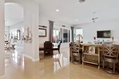 137 Casa Cir, Jupiter, FL 33458 photo 16