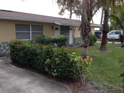 2971 SE Ferndale Ave #2971 & 2981, Stuart, FL 34997 photo 2