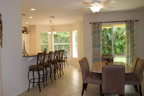 836 SE Fleming Way, Stuart, FL 34997 photo 6