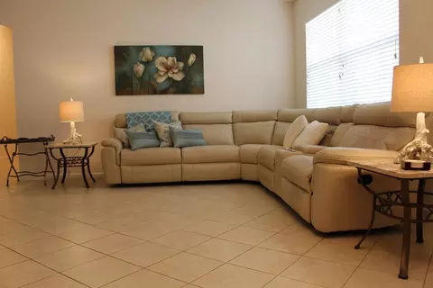 836 SE Fleming Way, Stuart, FL 34997 photo 4