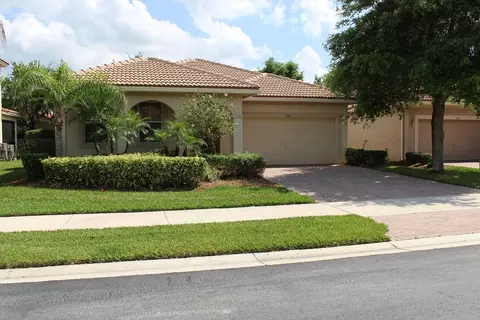 836 SE Fleming Way, Stuart, FL 34997 photo 1