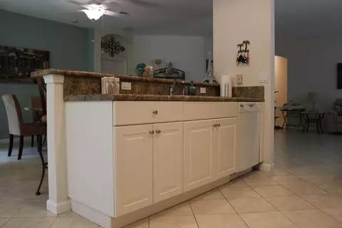 836 SE Fleming Way, Stuart, FL 34997 photo 8