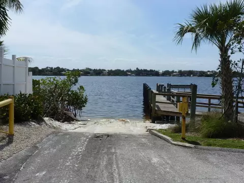 273 Golfview Dr, Tequesta, FL 33469 photo 6