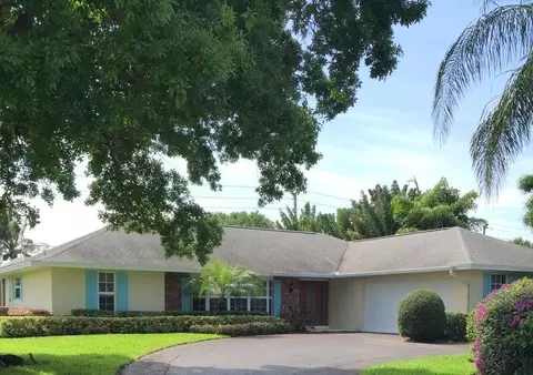 273 Golfview Dr, Tequesta, FL 33469 photo 1