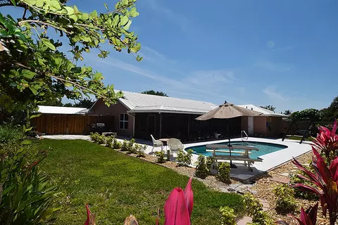 2945 SE Glasgow Dr, Stuart, FL 34997 photo 15