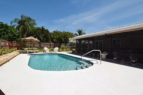 2945 SE Glasgow Dr, Stuart, FL 34997 photo 7