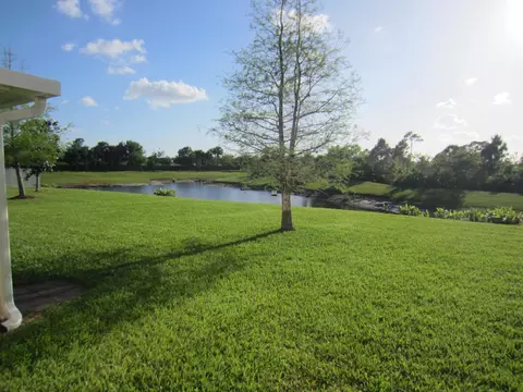 4790 SE Graham Dr, Stuart, FL 34997 photo 5