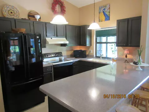 6822 SE Raintree Ave, Stuart, FL 34997 photo 5