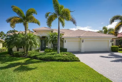 2949 SE Henry Pl, Stuart, FL 34997 photo 1