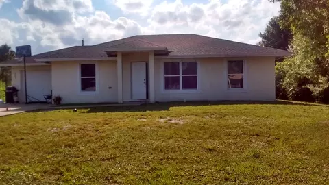 3057 NW 33rd Ave, Okeechobee, FL 34972 photo 1