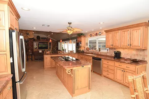 902 NW Sunset Ter, Stuart, FL 34994 photo 15