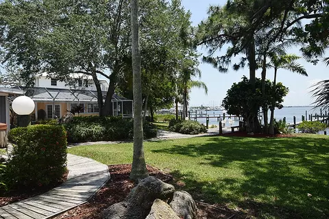 902 NW Sunset Ter, Stuart, FL 34994 photo 36