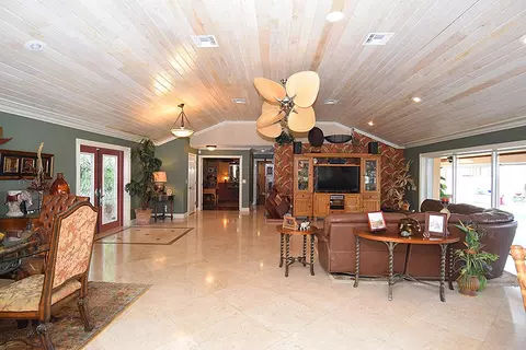 902 NW Sunset Ter, Stuart, FL 34994 photo 11