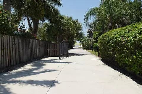 902 NW Sunset Ter, Stuart, FL 34994 photo 52