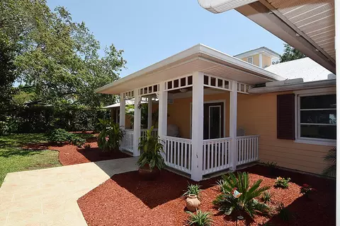 902 NW Sunset Ter, Stuart, FL 34994 photo 3