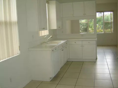 250 SW Walking Path, Stuart, FL 34997 photo 7