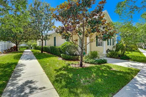 168 Honeysuckle Dr, Jupiter, FL 33458 photo 2