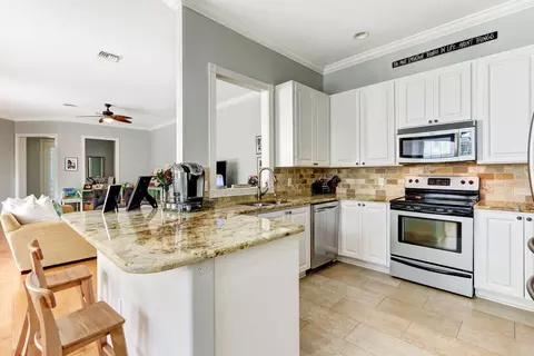 168 Honeysuckle Dr, Jupiter, FL 33458 photo 7