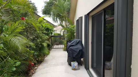 216 E River Park Dr, Jupiter, FL 33477 photo 15