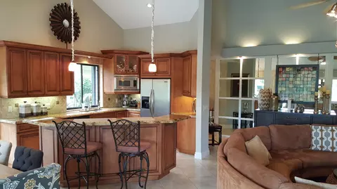 216 E River Park Dr, Jupiter, FL 33477 photo 4