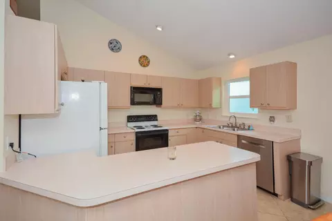 6183 SE Windsong Ln, Stuart, FL 34997 photo 12