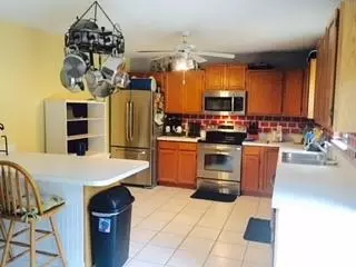 3726 SE Middle St SE, Stuart, FL 34997 photo 4
