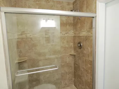 124 Lakeside Cir, Jupiter, FL 33458 photo 10
