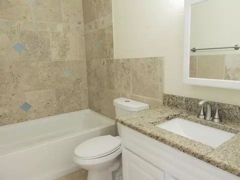 124 Lakeside Cir, Jupiter, FL 33458 photo 11