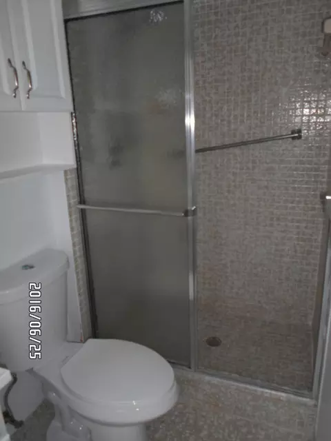 217 Capri E, Delray Beach, FL 33484 photo 16