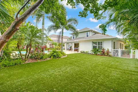 342 Caravelle Dr, Jupiter, FL 33458 photo 2