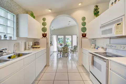 6364 Reflection Point Cir, Boynton Beach, FL 33437 photo 17